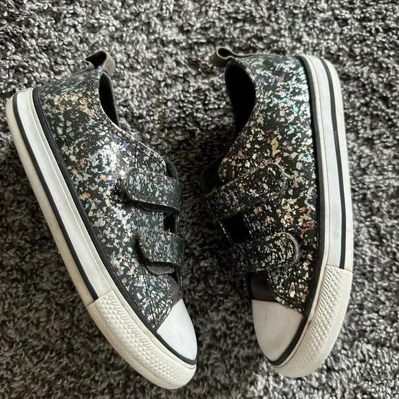 Kids Converse Glitter Sneaker with Velcro Straps Size 10 - Picture 3 of 7